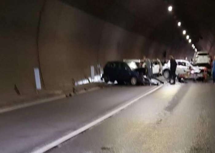 incidente galleria albino