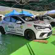 Anche alle Clio di VSport sono state rubate le centraline Anche alle Clio di VSport sono state rubate le centraline