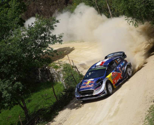 Sébastien Ogier e Julien Ingrassia a bordo della nuova Fiesta WRC durante il Rally del Portogallo 2017