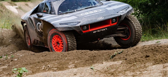 Audi Sport RS Q e-Tron elettrificato, missione Rally Dakar