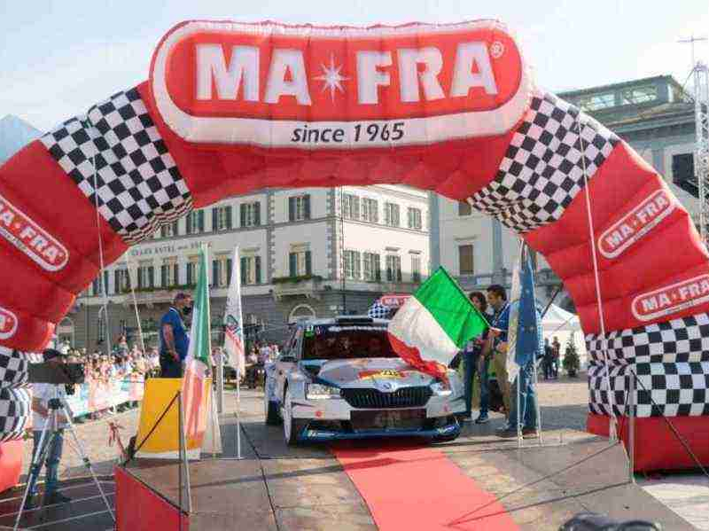 Partenza del Rally Coppa Valtellina 2021