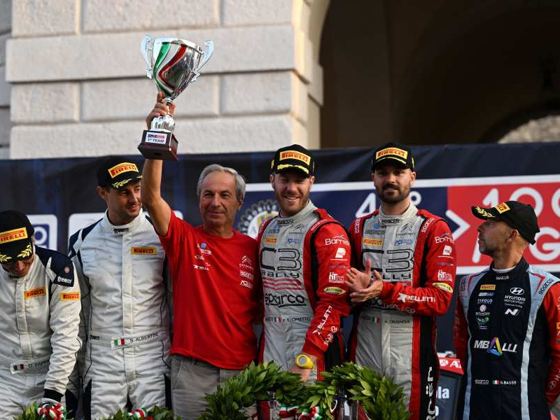 Podio Rally 1000 Miglia