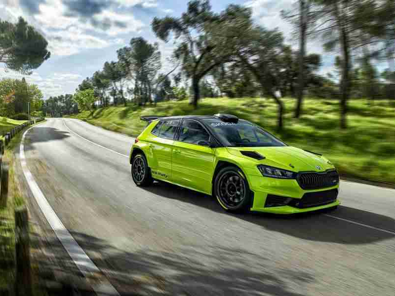 Skoda Fabia RS Rally2 evo stradale