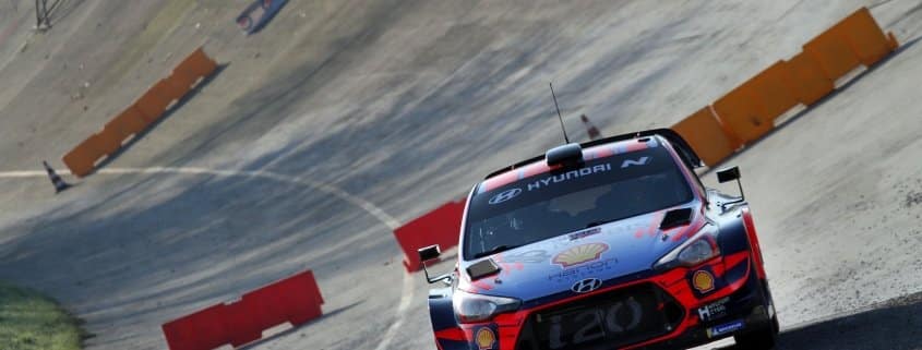 WRC 2020: Hyundai vs Toyota con ''scintille'' finali