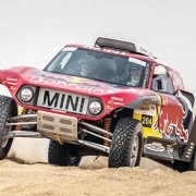 Carlos Sainz velocissimo nella Dakar Rally